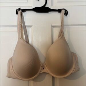 Victoria Secret perfect coverage beige bra, sz 36 C